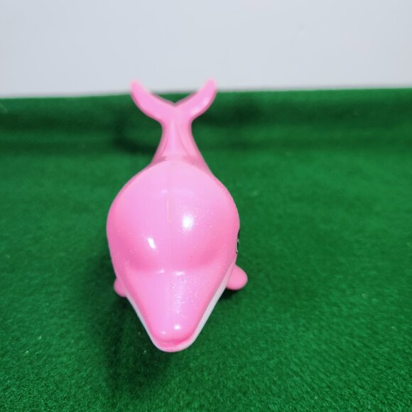 Barbie Dolphin 2016 MacDonalds Barbie Various Accessories Dogs Horse Sad… - Picture 3 of 12
